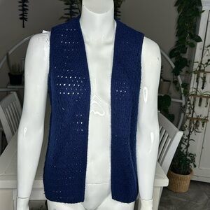 Vintage blue cable knit vest from 1970s in excellent condition SzXS/S navy Blue